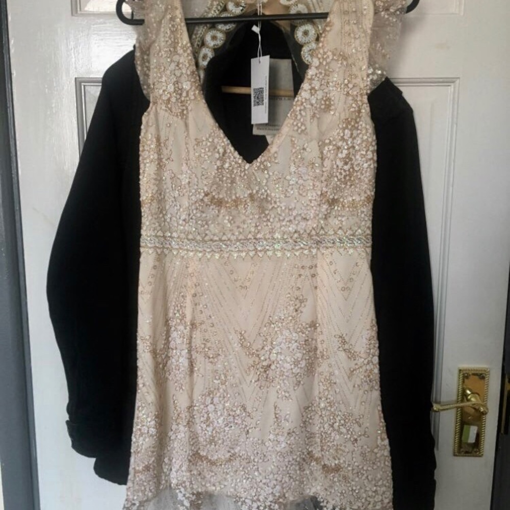 NWT SML Custom design bead champagne gold mesh - Picture 5 of 12